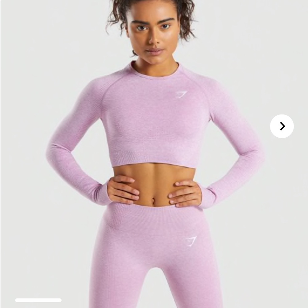 Gym shark crop top 🎄 SOLD